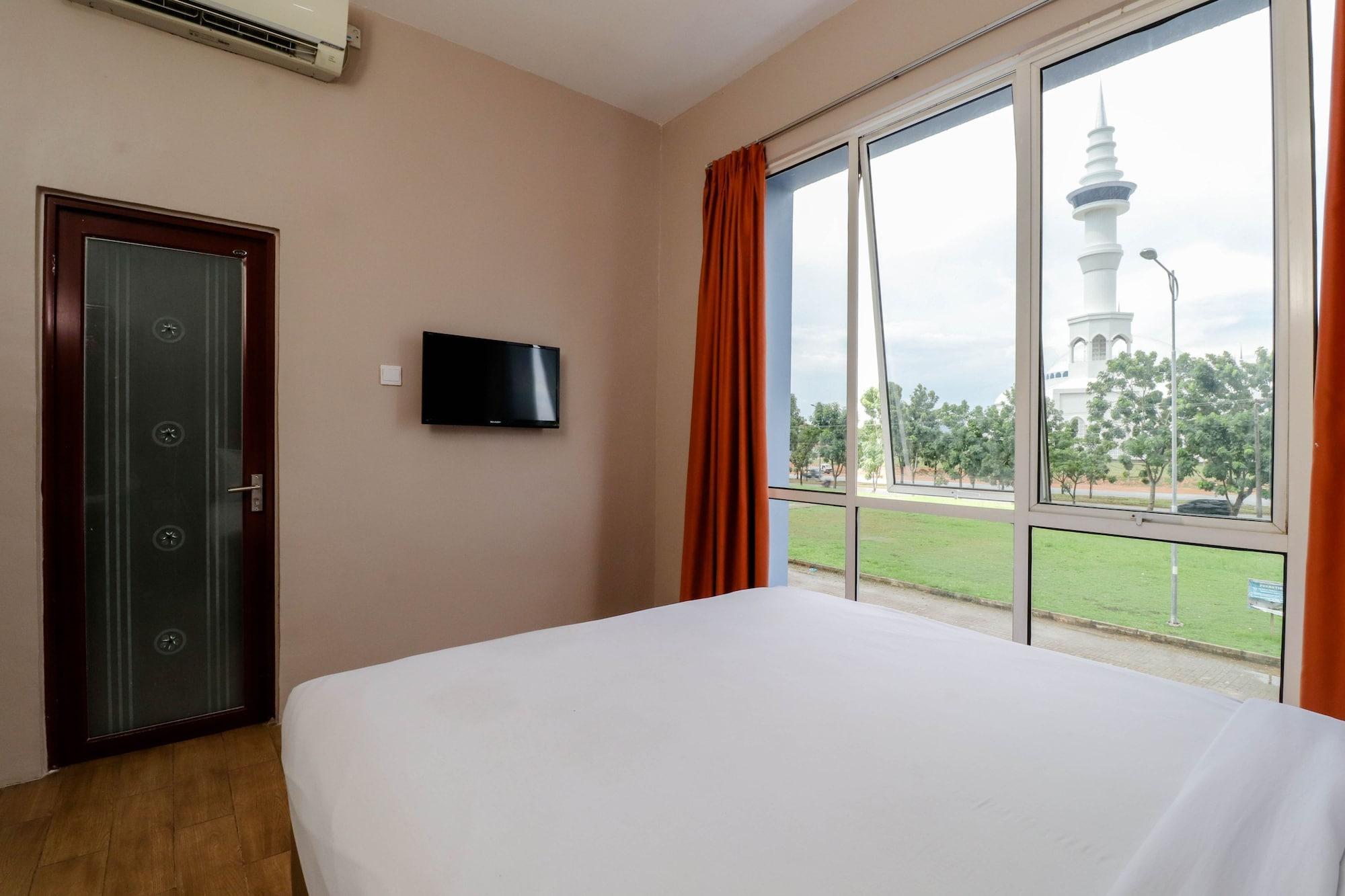 Hotel Blitz Batam Zewnętrze zdjęcie